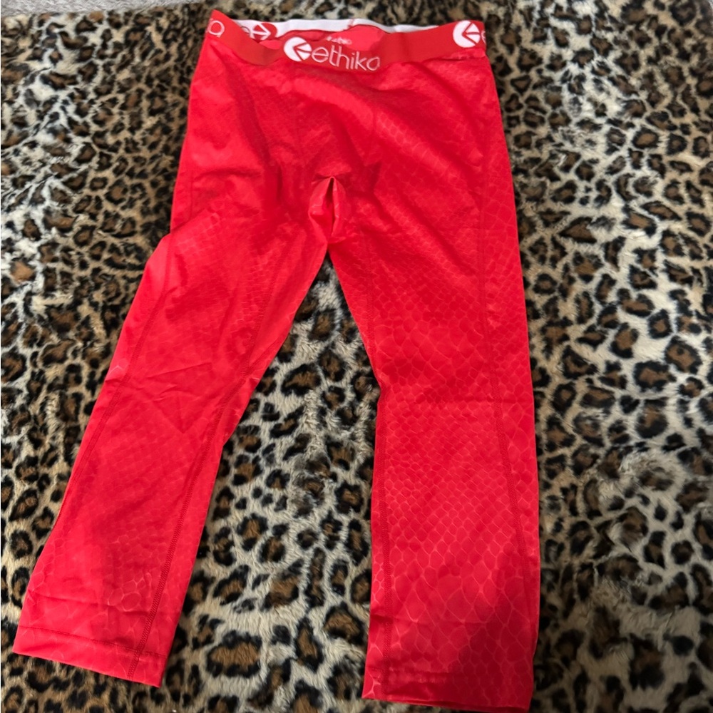 Ethika capris